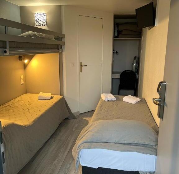 Номер Стандарт Трехместный, Fasthotel Roissy   Saint Witz