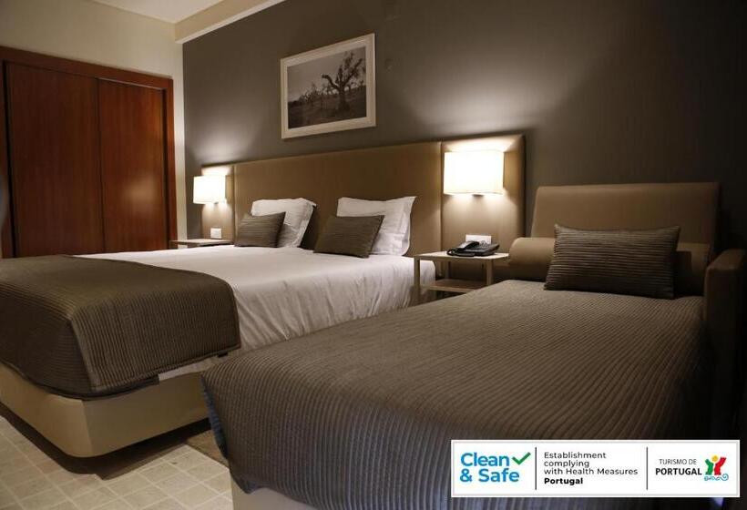 غرفة قياسية ثلاثية, Ponte Sor