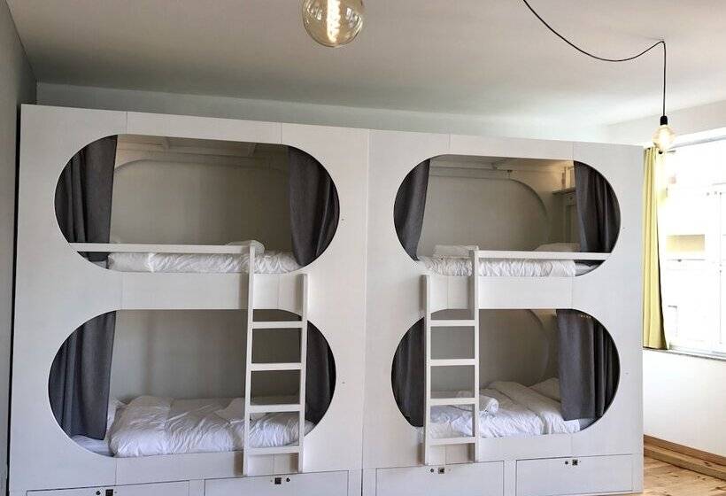 מיטה בחדר משותף, Urban Garden Porto Central Hostel