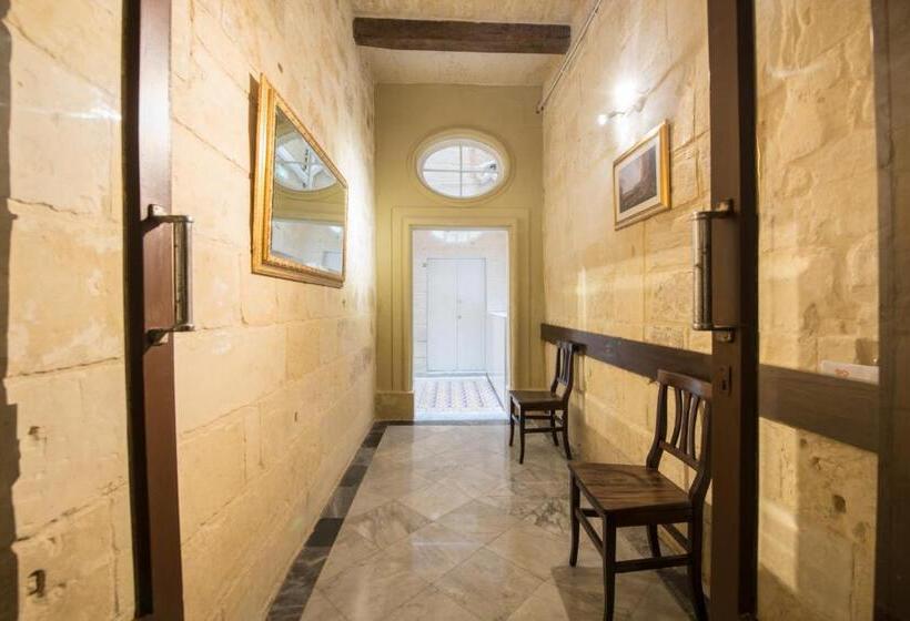 اتاق استاندارد با بالکن, Casa Lapira