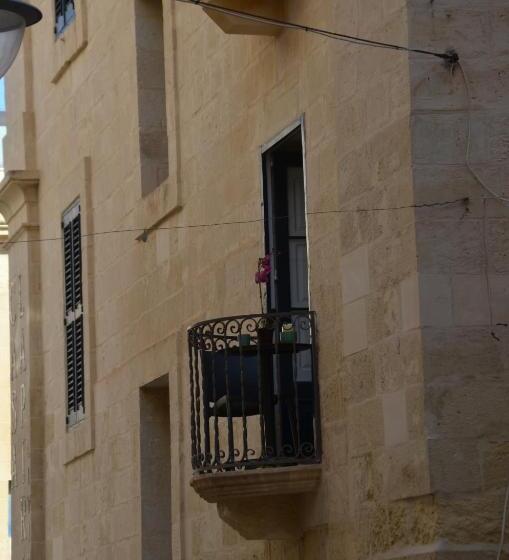 اتاق استاندارد با بالکن, Casa Lapira