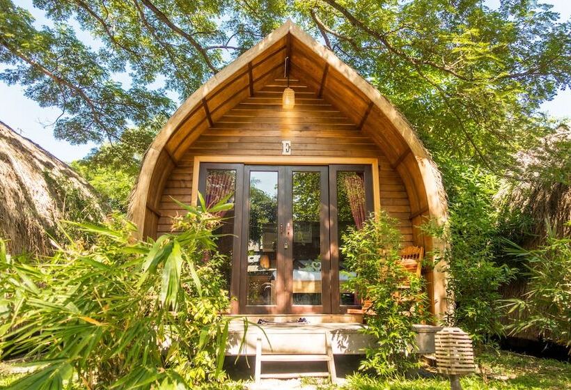 غرفة قياسية مطلّة علي الحديقة, Bamboo Bungalow