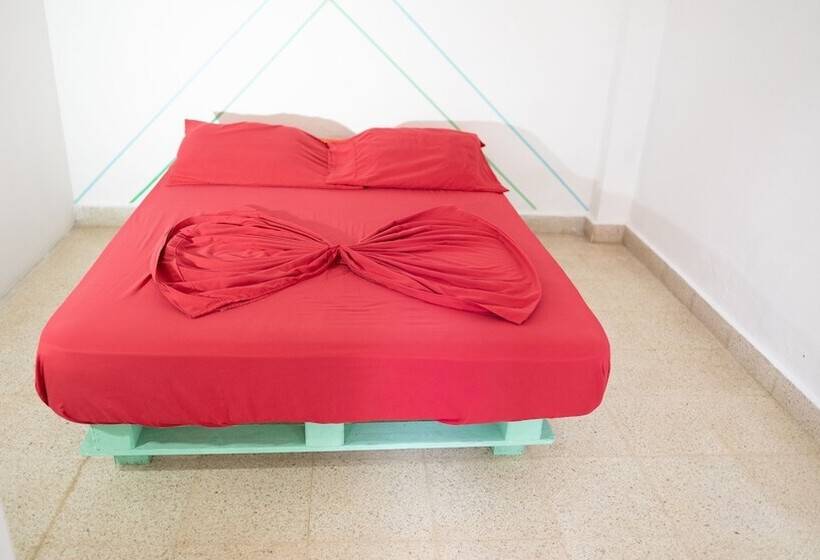 Номер Стандарт, Zebulo Hostel