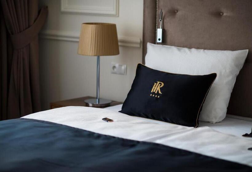 غرفة برستيج, Royal & Spa