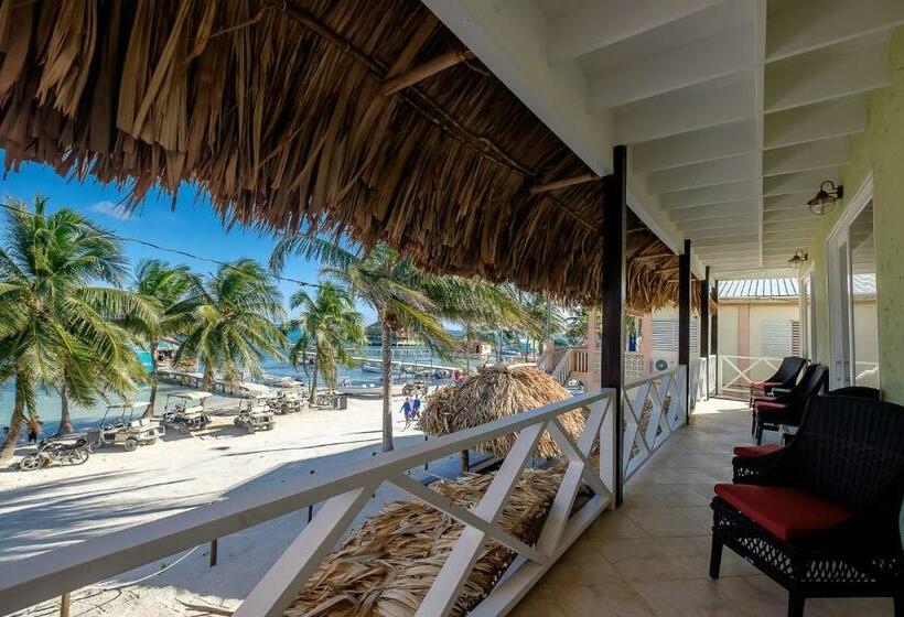 سوییت با چشم‌انداز دریا, The Palapa House