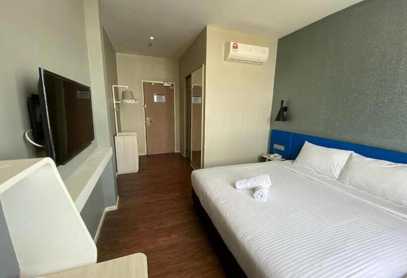 带大床的豪华间, Win Win Boutique Hotel Port Dickson