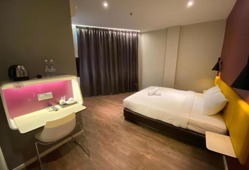 带大床的行政房间, Win Win Boutique Hotel Port Dickson