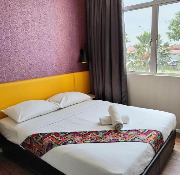 带大床的豪华间, Win Win Boutique Hotel Port Dickson