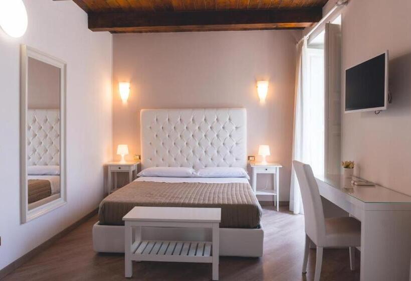 اتاق لوکس سه تخته, Fata34 Luxury B&b