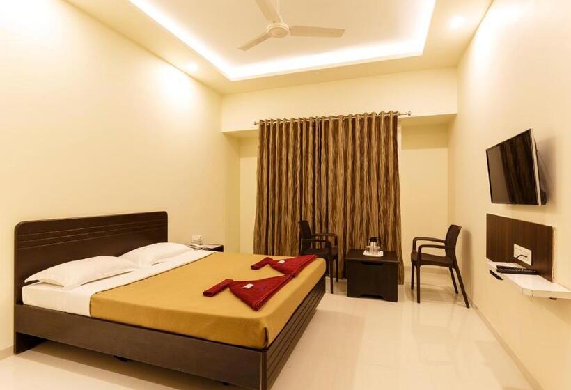 Номер Deluxe, Galaxy Inn Best Business Hotel In Kolhapur