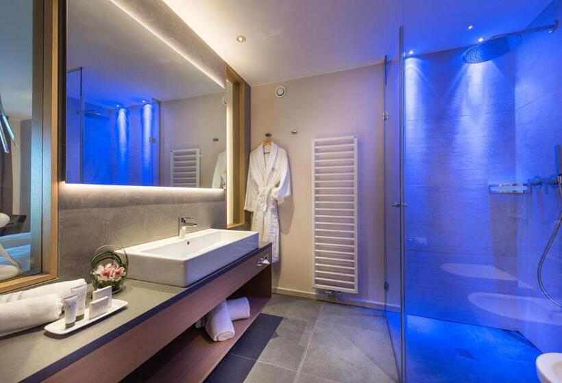 Номер Стандарт с Террасой, Fayn Garden Retreat