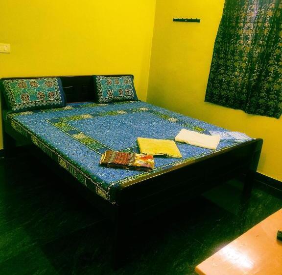 经济房, Srinivasa Residency