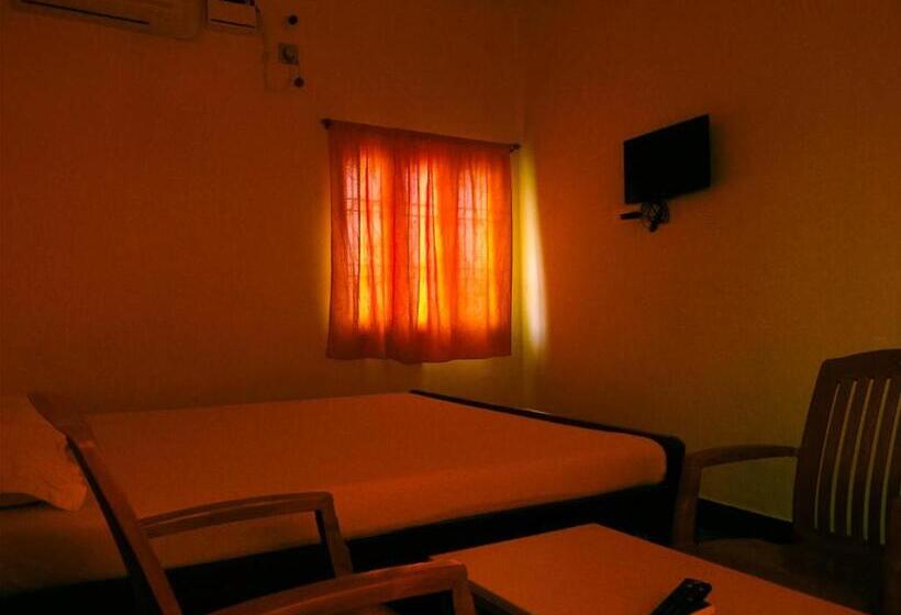 豪华房间, Srinivasa Residency