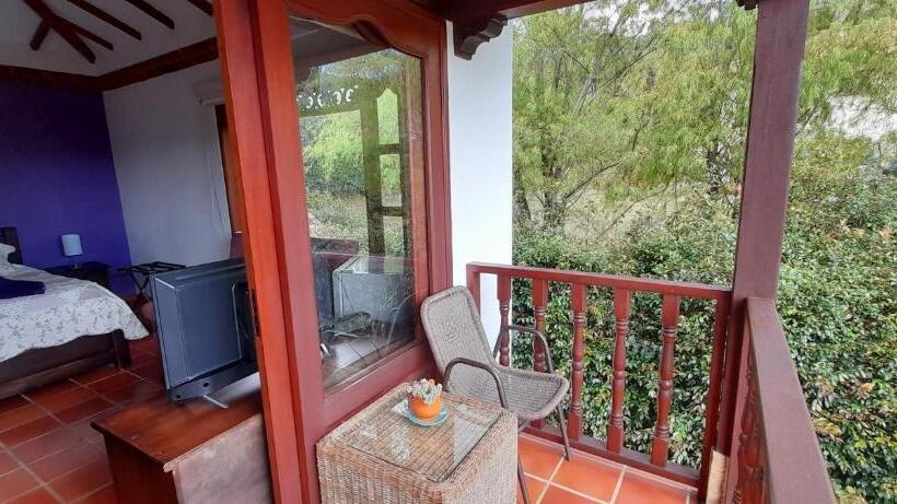 Номер Стандарт с Балконом, Casa Hotel San Pedro
