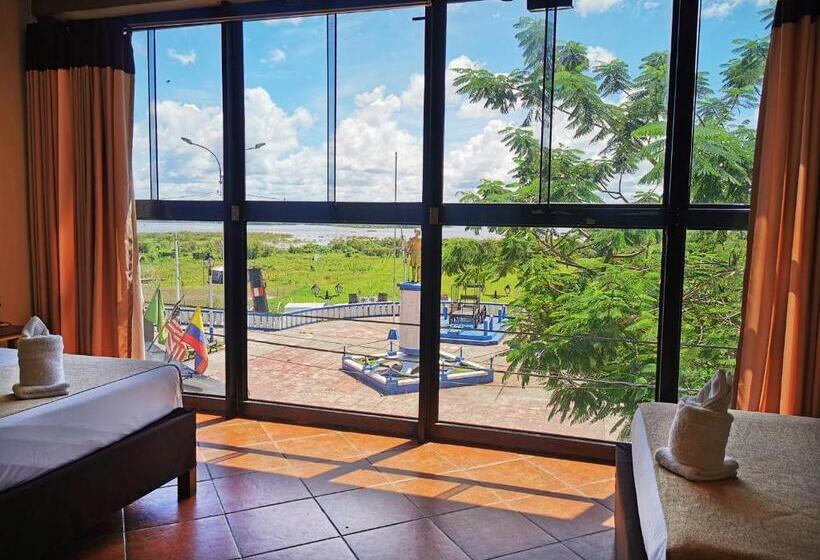 Номер Superior Вид на Реку, El Cauchero Hotel Iquitos