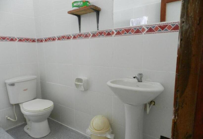 اتاق استاندارد سه نفره, El Cauchero Hotel Iquitos