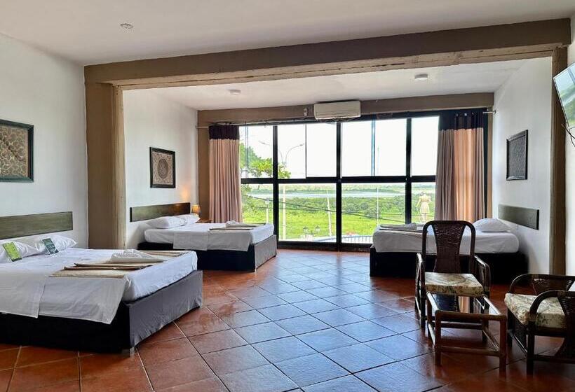 Трехместный Номер Superior, El Cauchero Hotel Iquitos