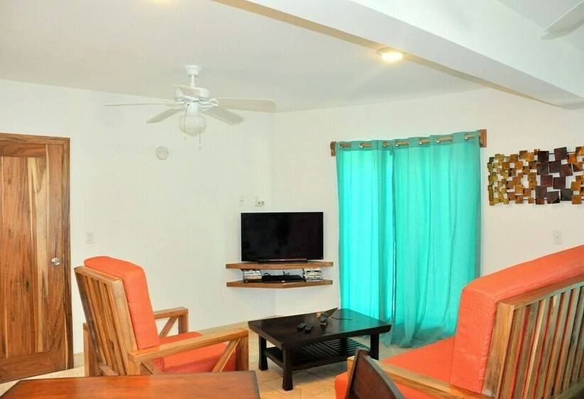 2 Bedroom Premium Apartment, Playa Del Sol