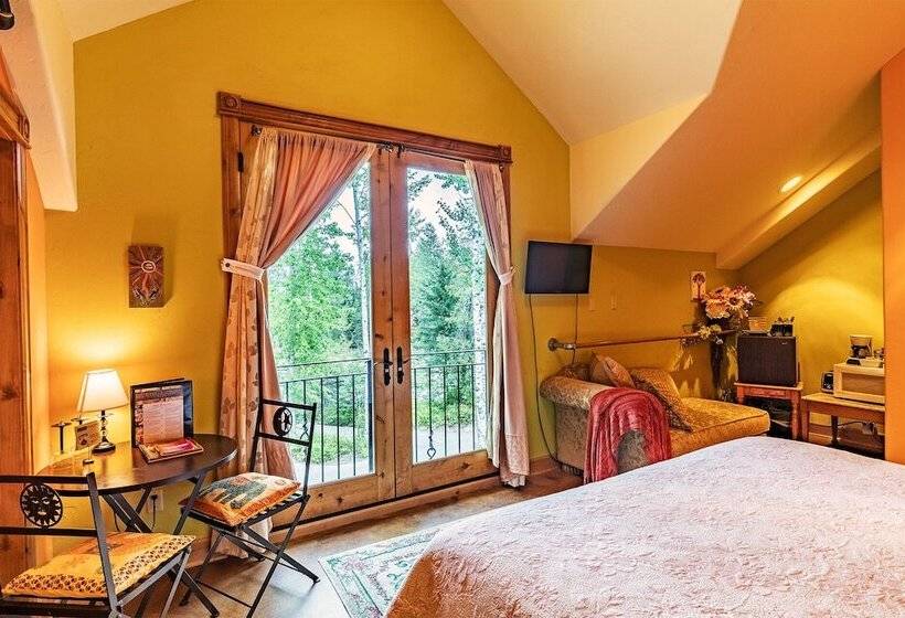 Номер Стандарт, Talus Rock Retreat
