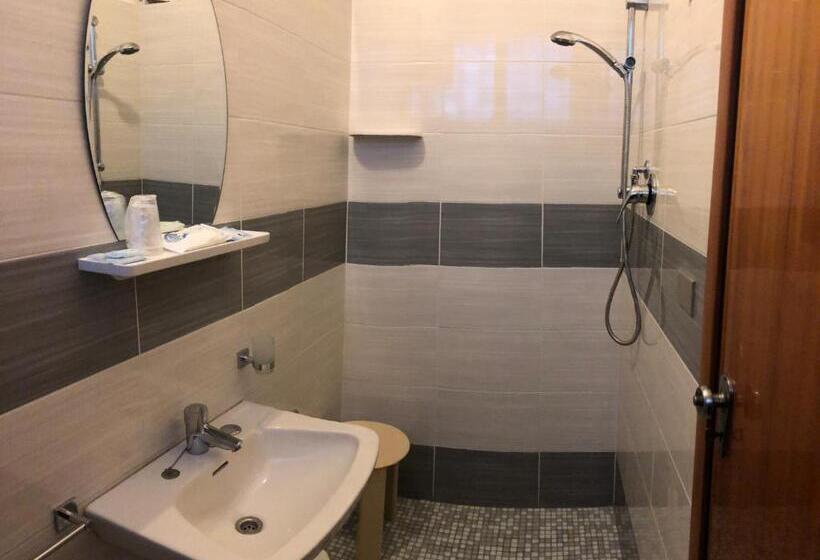 آپارتمان 1 خوابه, Wega
