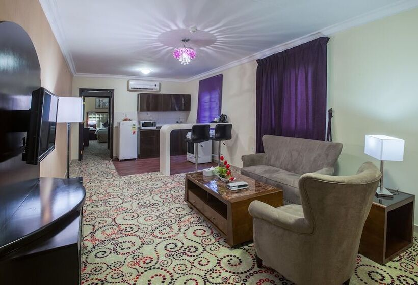 패밀리 스위트, Lavona Hotel Dammam