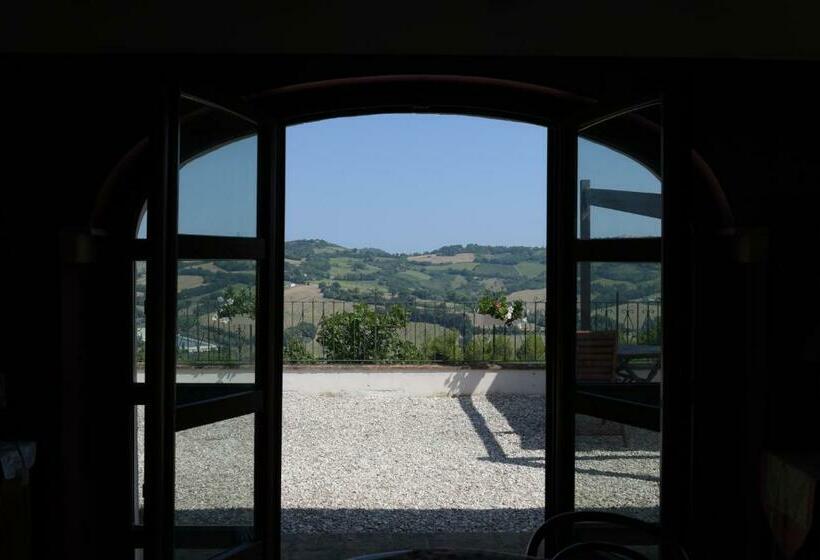Номер Стандарт, B&b Punto Magico