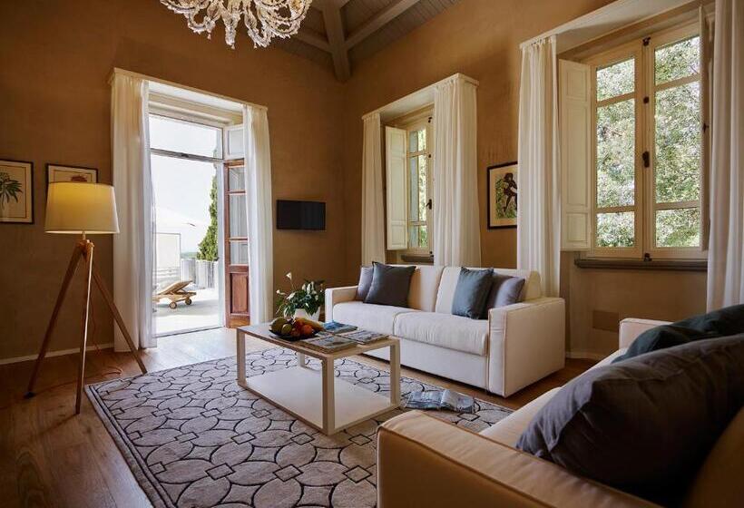 سوئیت با تخت بزرگ, Relais Montepepe Winery & Spa
