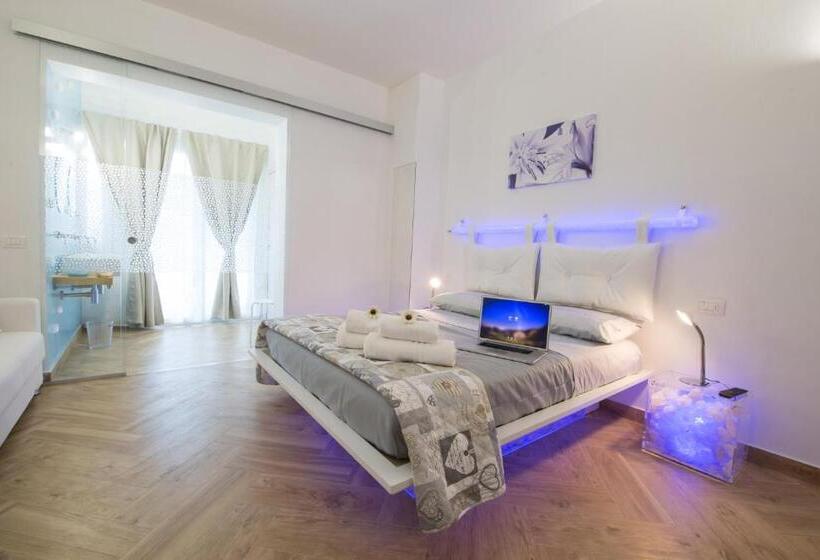 اتاق لوکس سه تخته, Sapore Di Sale