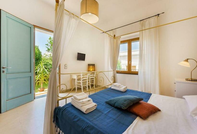 Quarto Estandar, Villa Mazzella