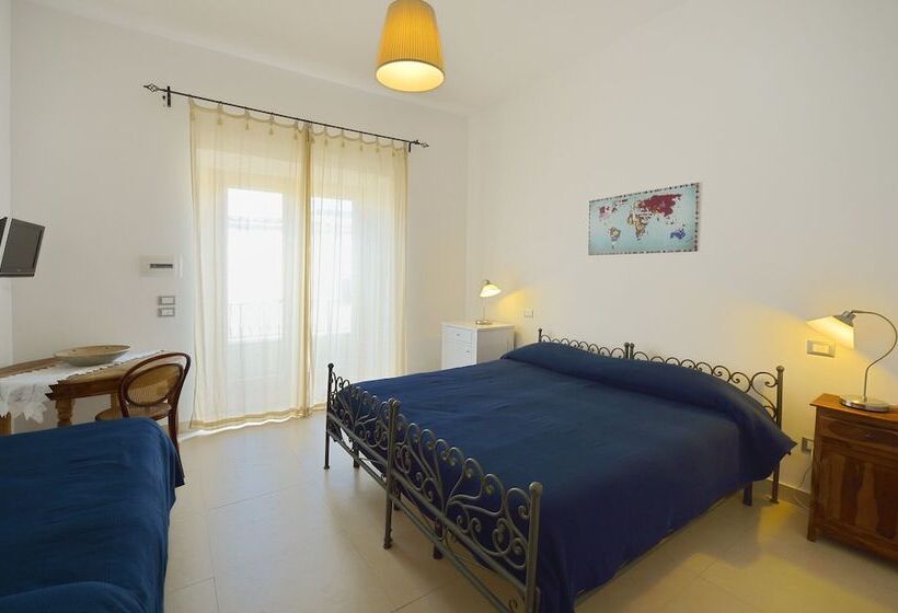 Quarto Estandar, Villa Mazzella