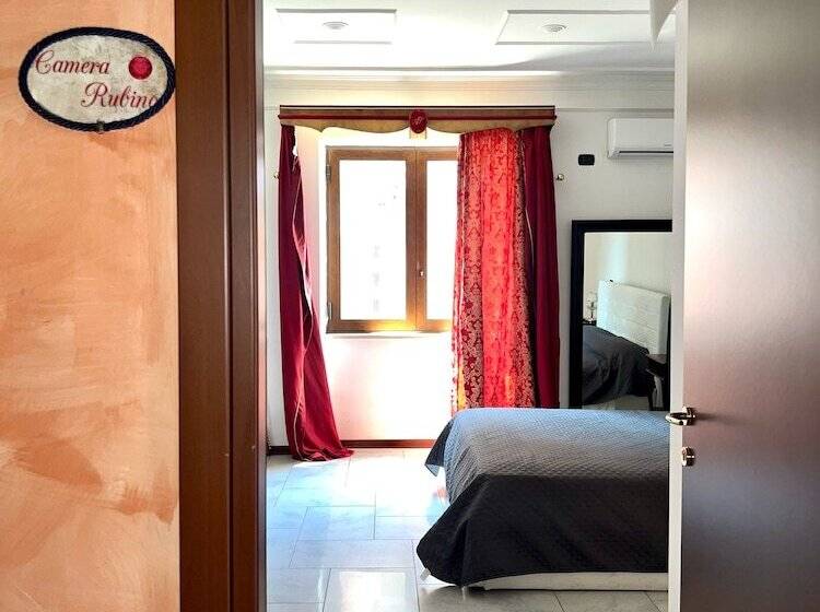 Номер Deluxe, Lo Scrigno B&b