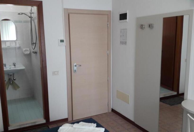 Номер Economy, B&b   Meuble    Hotel  Cordiale