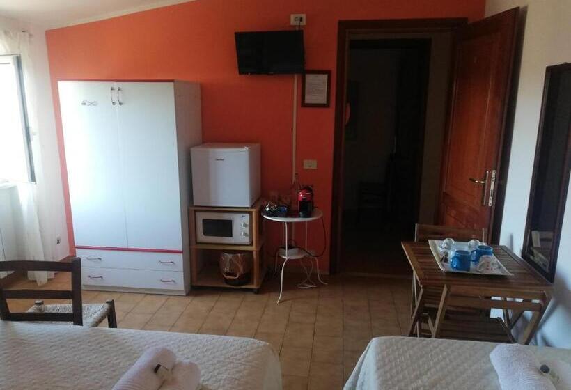 اتاق سوپریور با تخت بزرگ, B&b La Pace Ardea