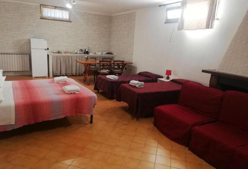 اتاق استاندارد چهار تخته, B&b La Pace Ardea