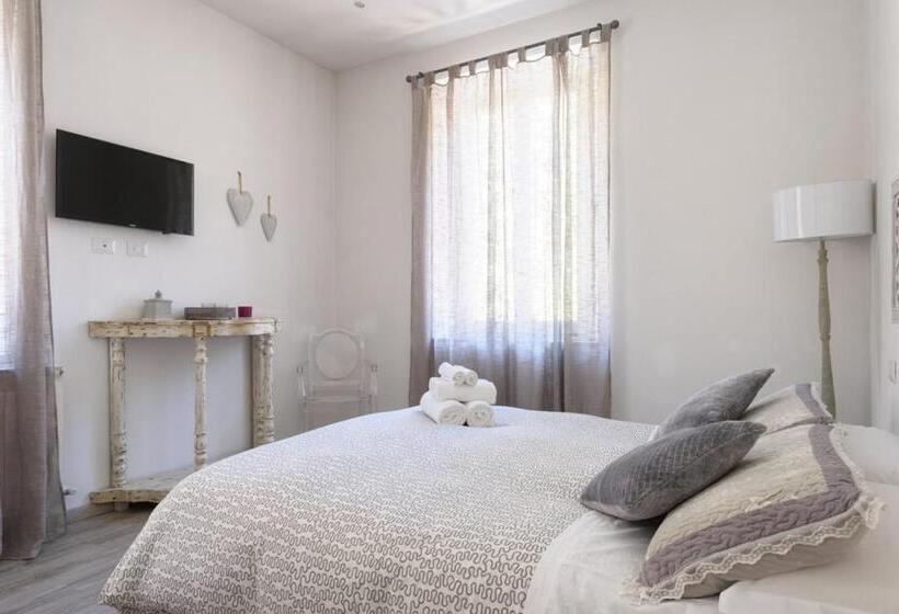 سوییت جونیور لوکس, Siena Vip B&b