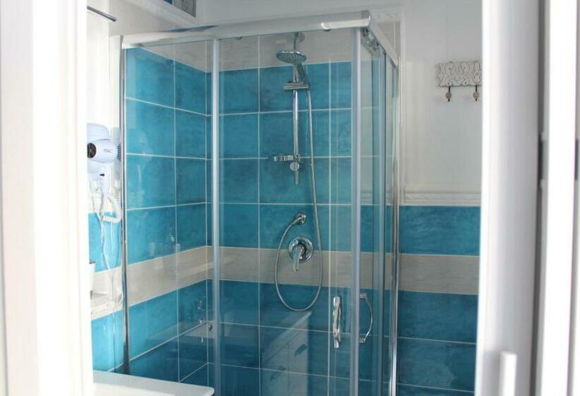 اتاق استاندارد با چشم‌انداز باغ, B&b Acquadolce