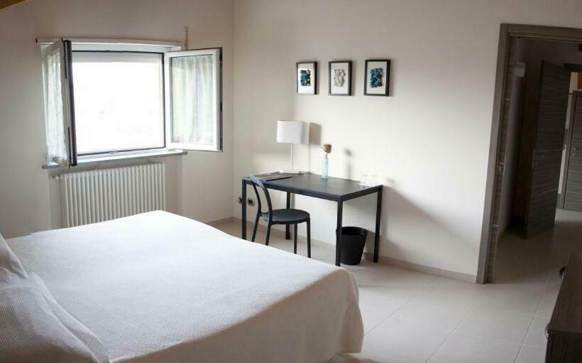 デラックスルーム, B&b Alba In Langhe