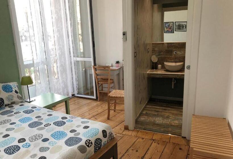 غرفة قياسية ثلاثية, La Terrazza Di Arturo Guest House