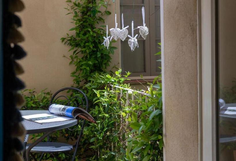 バルコニー付きスタンダードルーム, Torre Giardino Segreto B&b  Borgo Capitano Collection   Albergo Diffuso