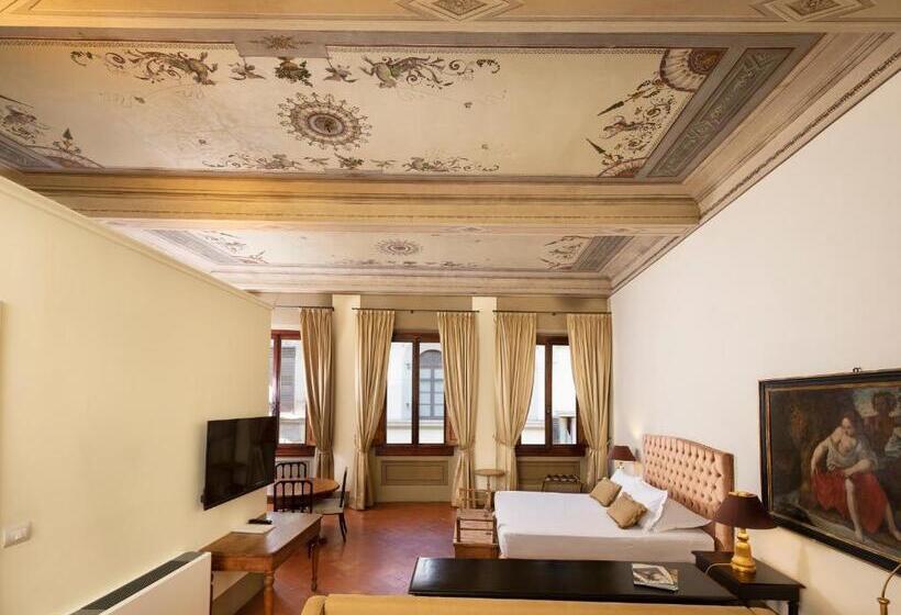 سوییت, Palazzo Martellini Residenza D'epoca