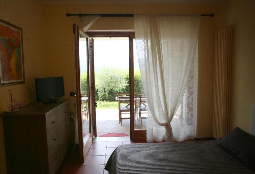 اتاق استاندارد, B&b Casa Degli Ulivi