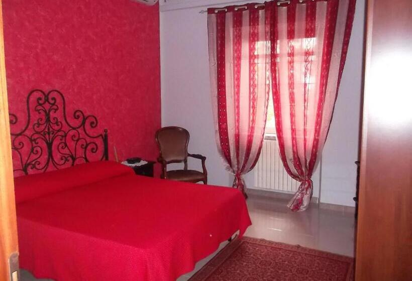 اتاق استاندارد سه نفره, B&b Colle Cucchiara
