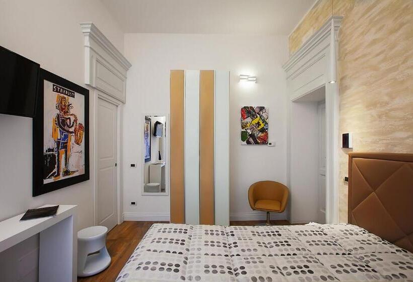 اتاق لوکس با چشم‌انداز, Ferrari Suite