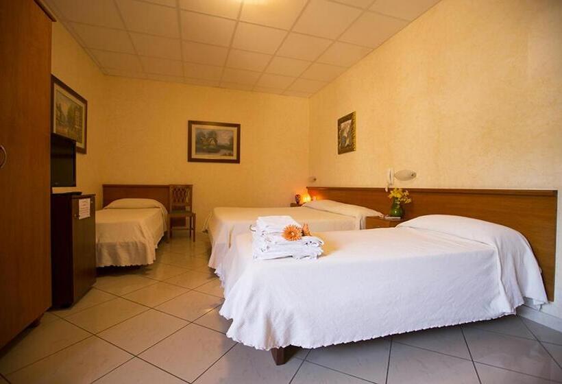 Номер Стандарт Трехместный, Albergo La Principessa