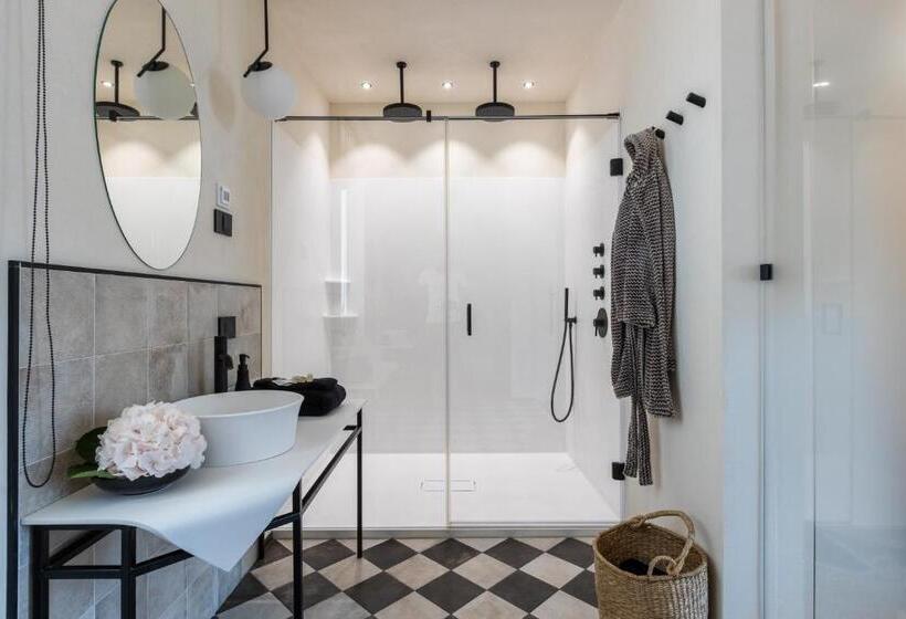 اتاق لوکس, Villa Sizzo Relais B&b