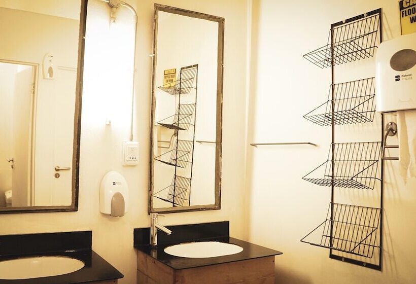 Кровать в Общей Комнате, Curiocity Backpackers Johannesburg