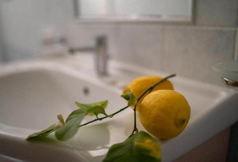 آپارتمان 1 خوابه با تراس, B&b Il Giardino Di Zefiro