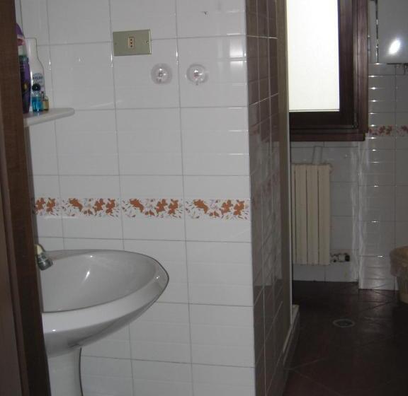 آپارتمان 2 خوابه با تراس, B&b La Rampichina