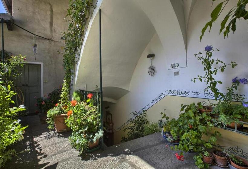 آپارتمان 2 خوابه با تراس, B&b La Rampichina