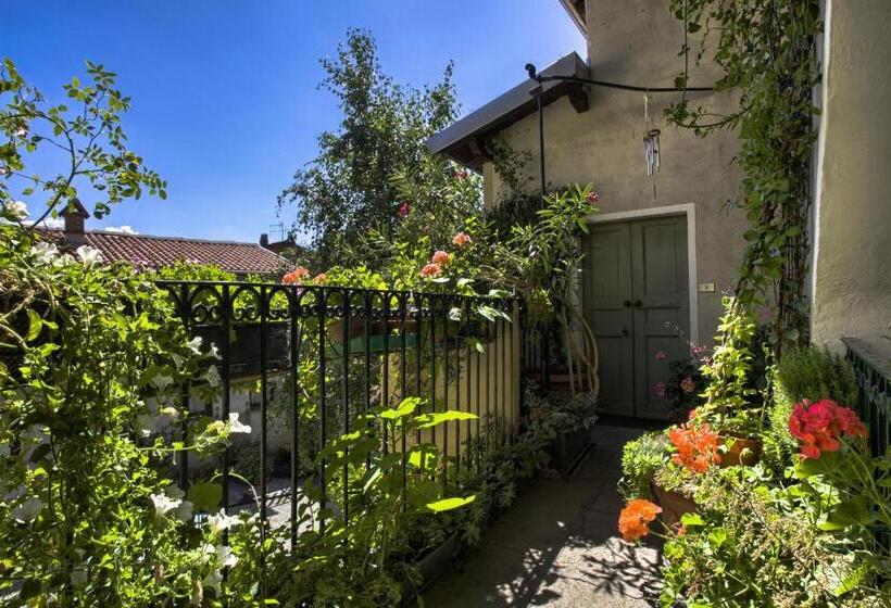 آپارتمان 2 خوابه با تراس, B&b La Rampichina